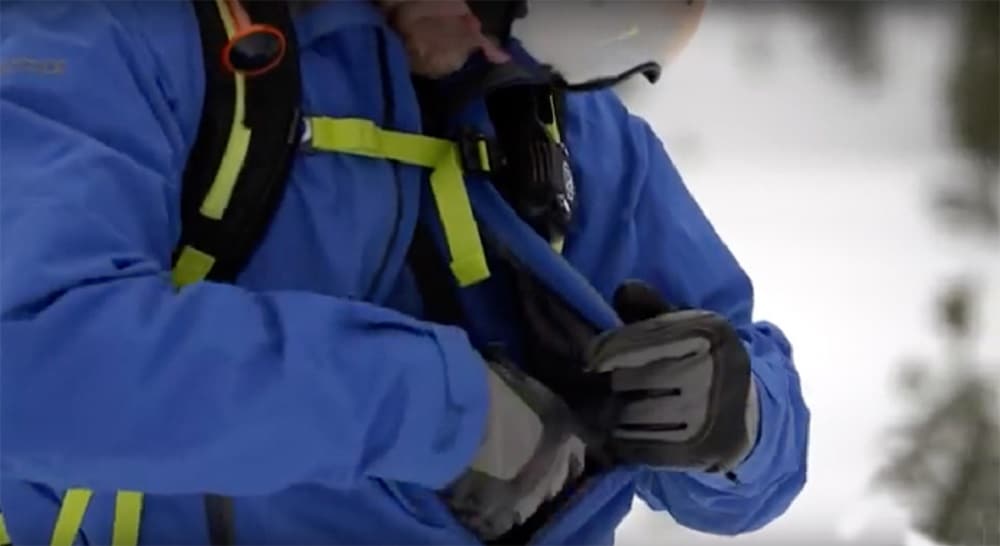How to wear A transceiver